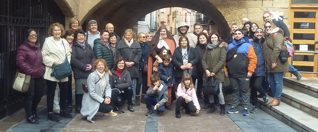 Gran èxit de la ruta teatralitzada per la història medieval de Cabanes