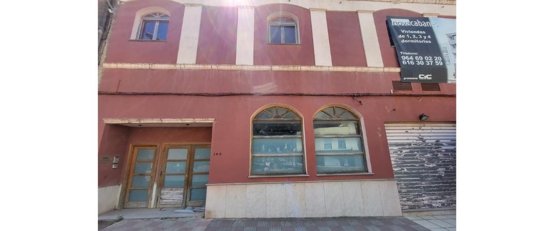 Cabanes adquireix els antics Salons Lassel 