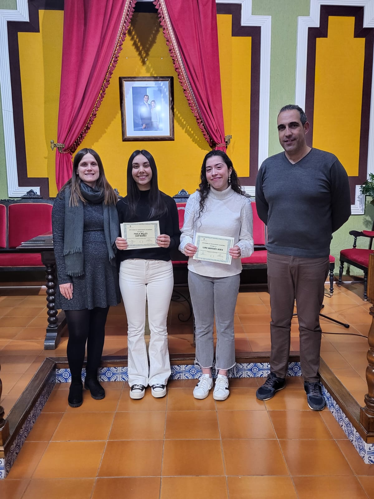 Cabanes premia el rendimiento académico del alumnado local