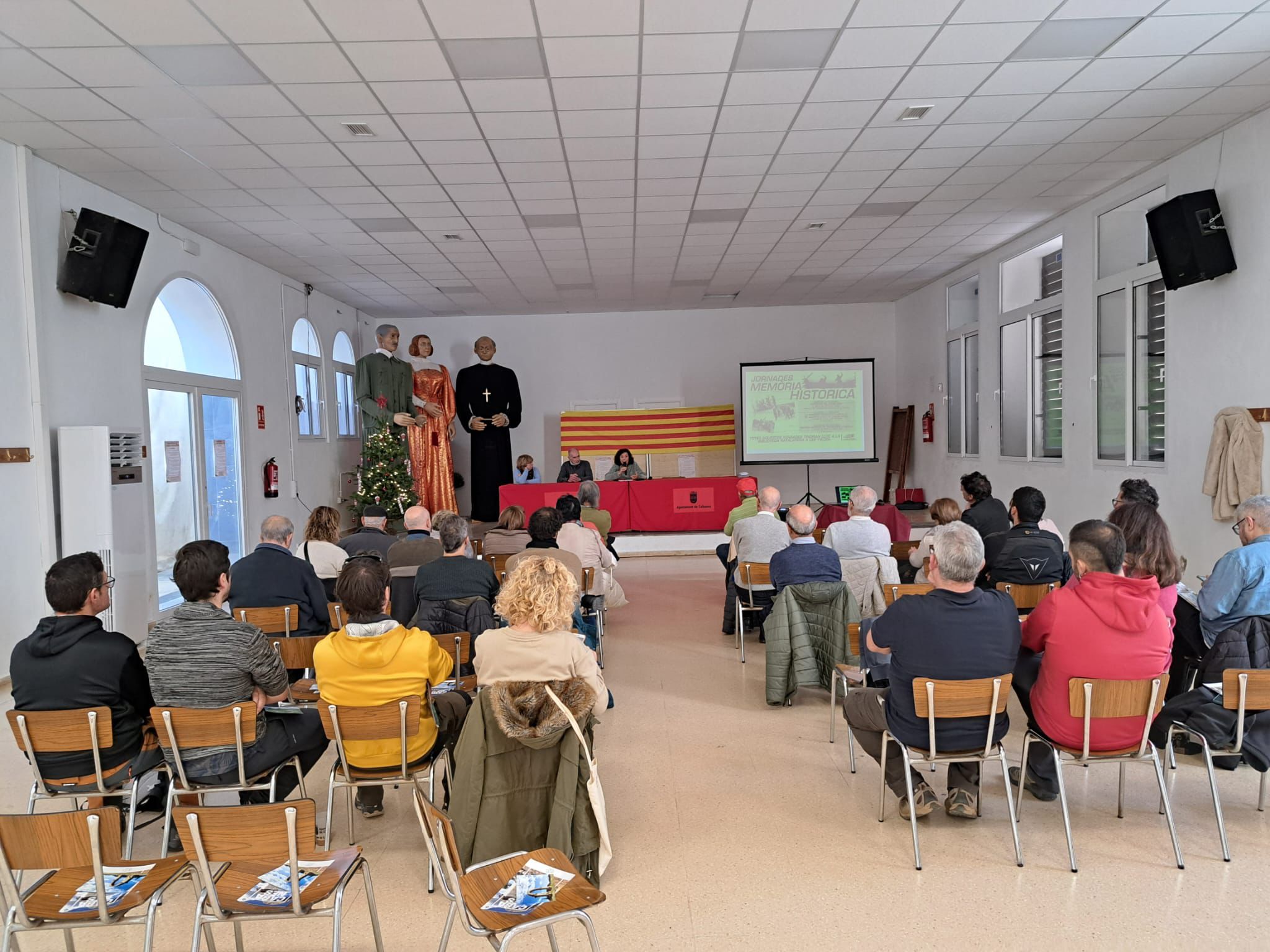 Cabanes clausura con gran éxito de participación sus I Jornadas de la Memoria Histórica